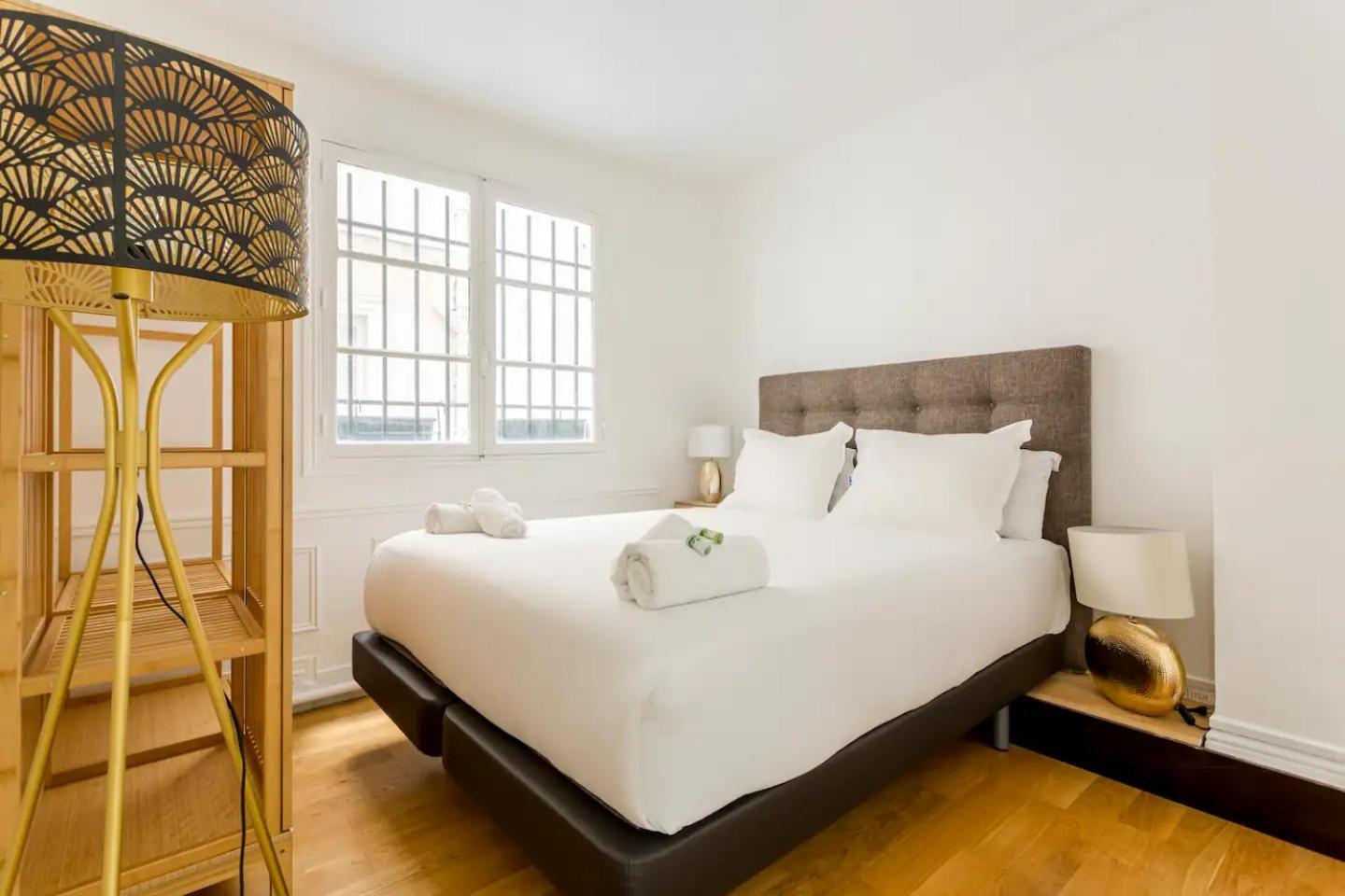 8P - 3Br Le Marais Spacious - Central - Historic Apt Paris Eksteriør bilde