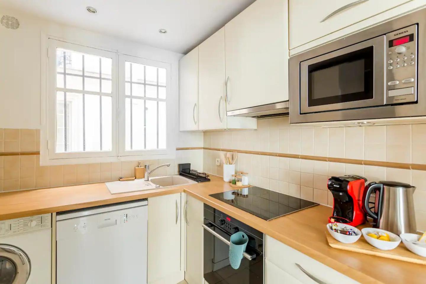 8P - 3Br Le Marais Spacious - Central - Historic Apt Paris Eksteriør bilde